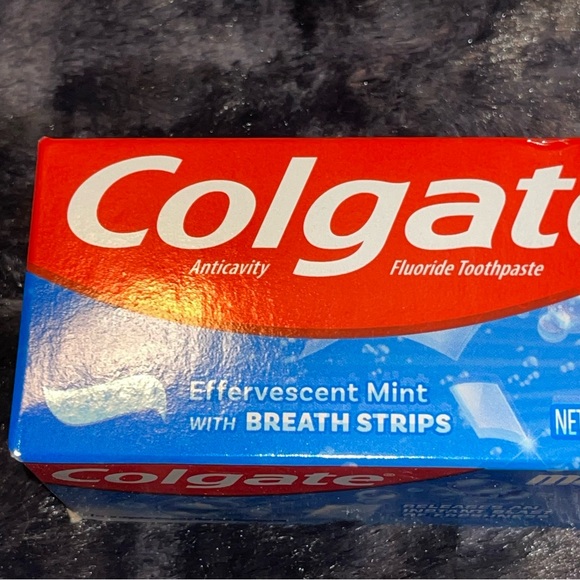 Colgate toothpaste - Picture 2 of 9